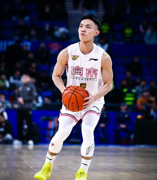 但是近日, 徐杰几乎每