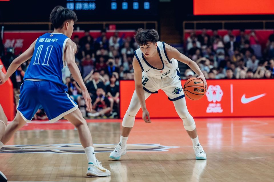 定胜局的末, 季前赛