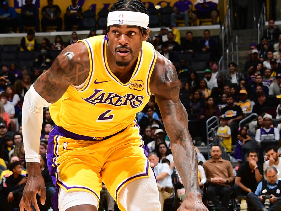 知名队记B, 比八村垒防